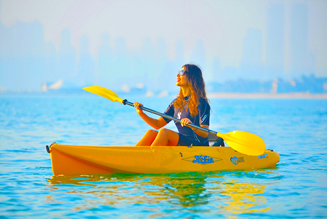 Kayaking Dubai Sea bB